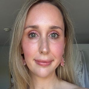 Meet your Posher, Juliana